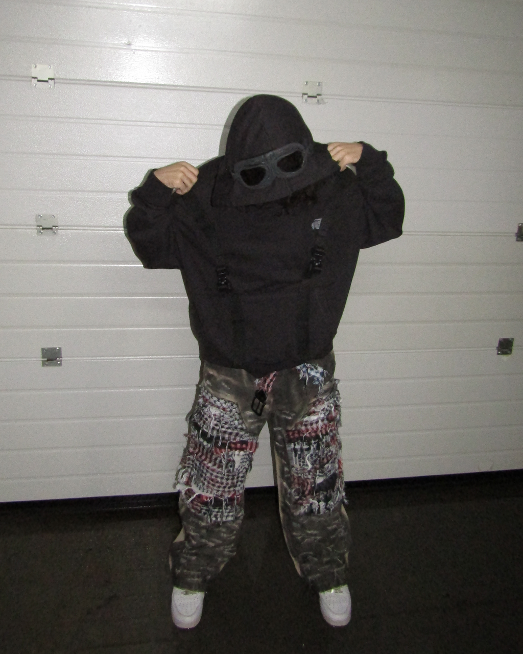 BLACKOUT OVERSIZED HOODIE