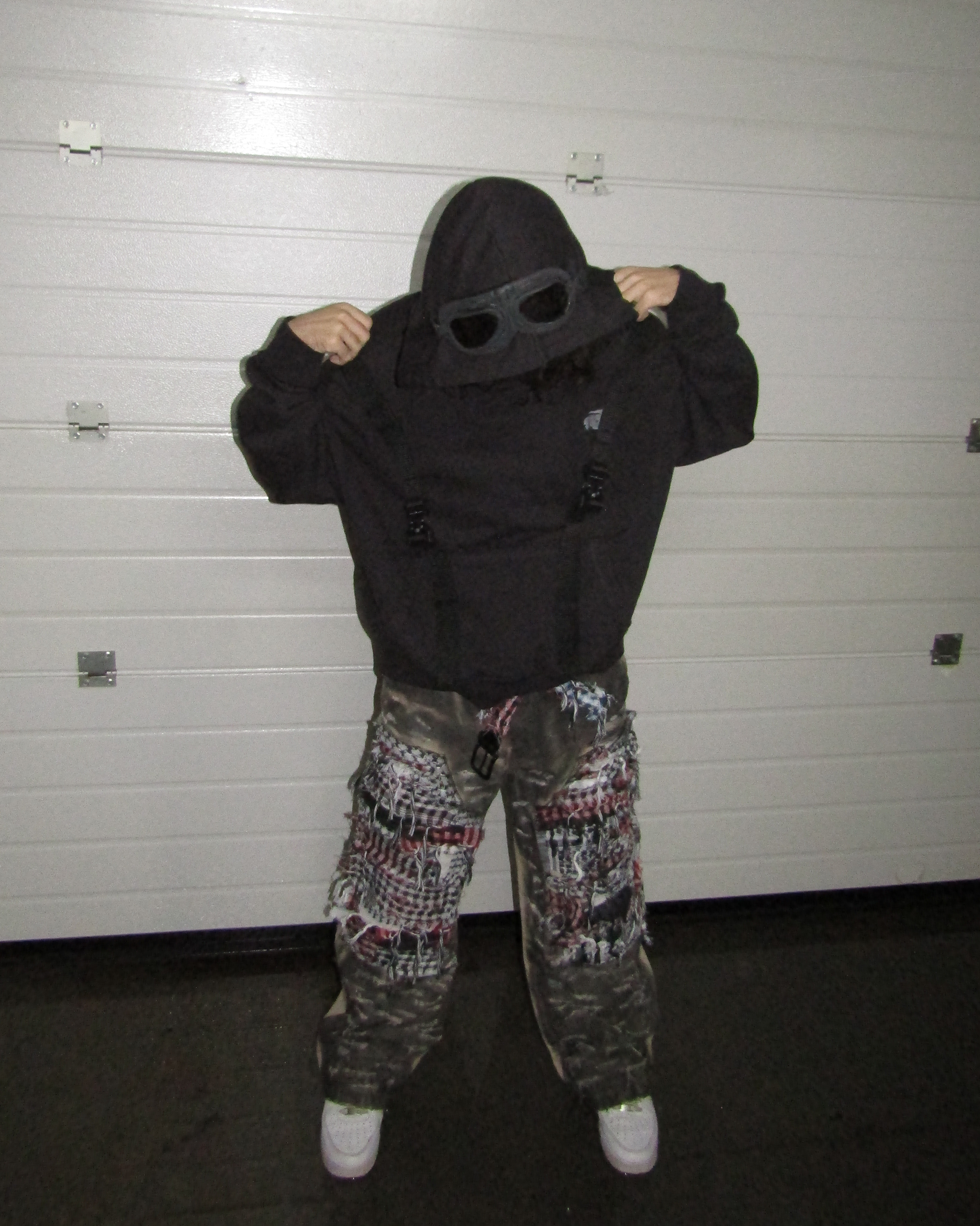 BLACKOUT OVERSIZED HOODIE