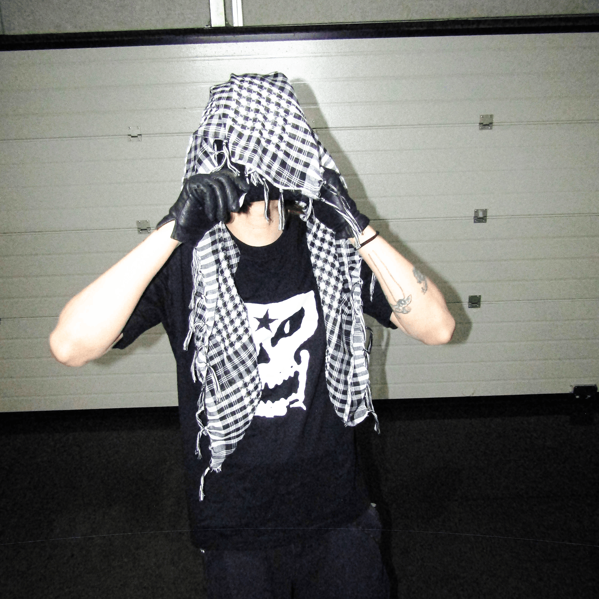 PMC SKULL UNIT SHEMAGH TEE