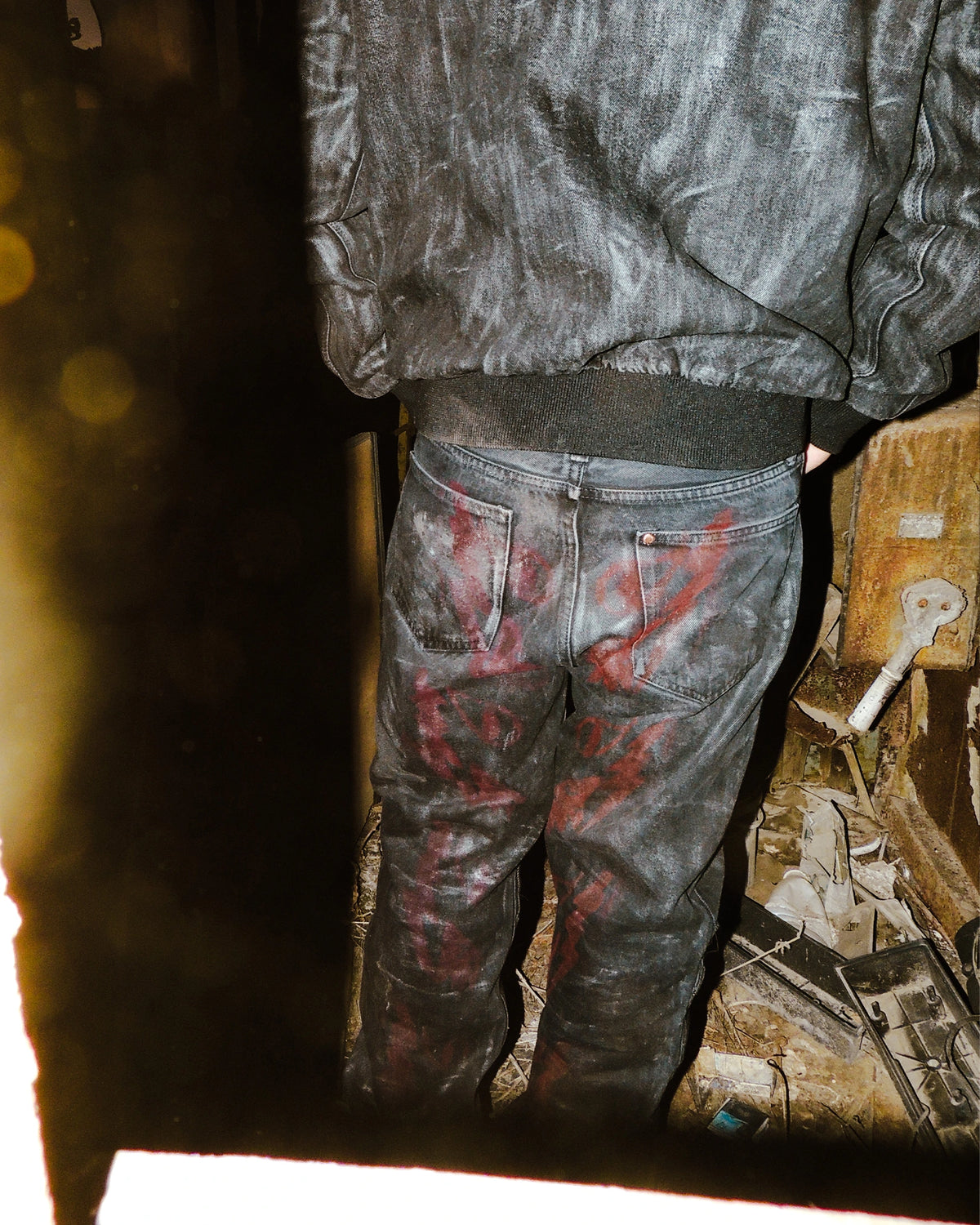 SHOCKSTARTER PLATED WAXED JEANS (1/1)