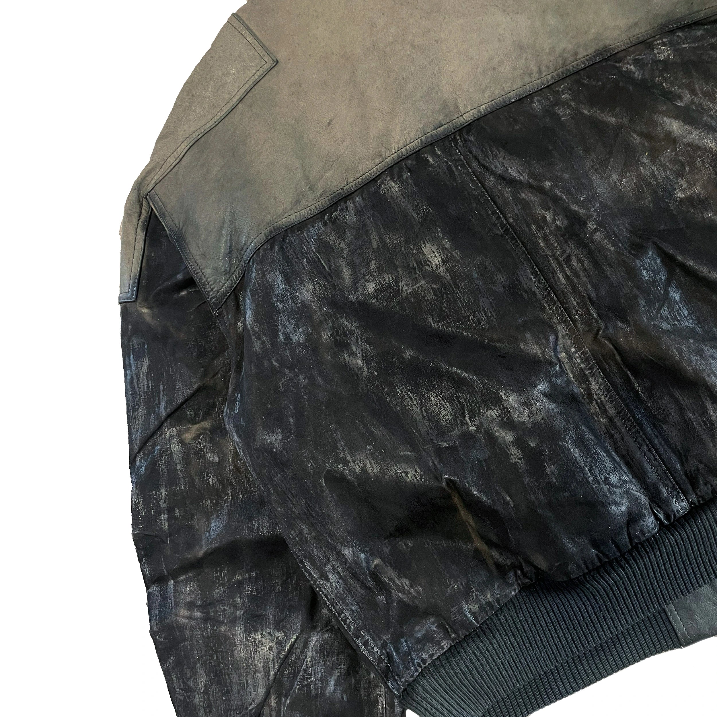 "FANGS OUT" GENUINE LEATHER JACKET (1/1)